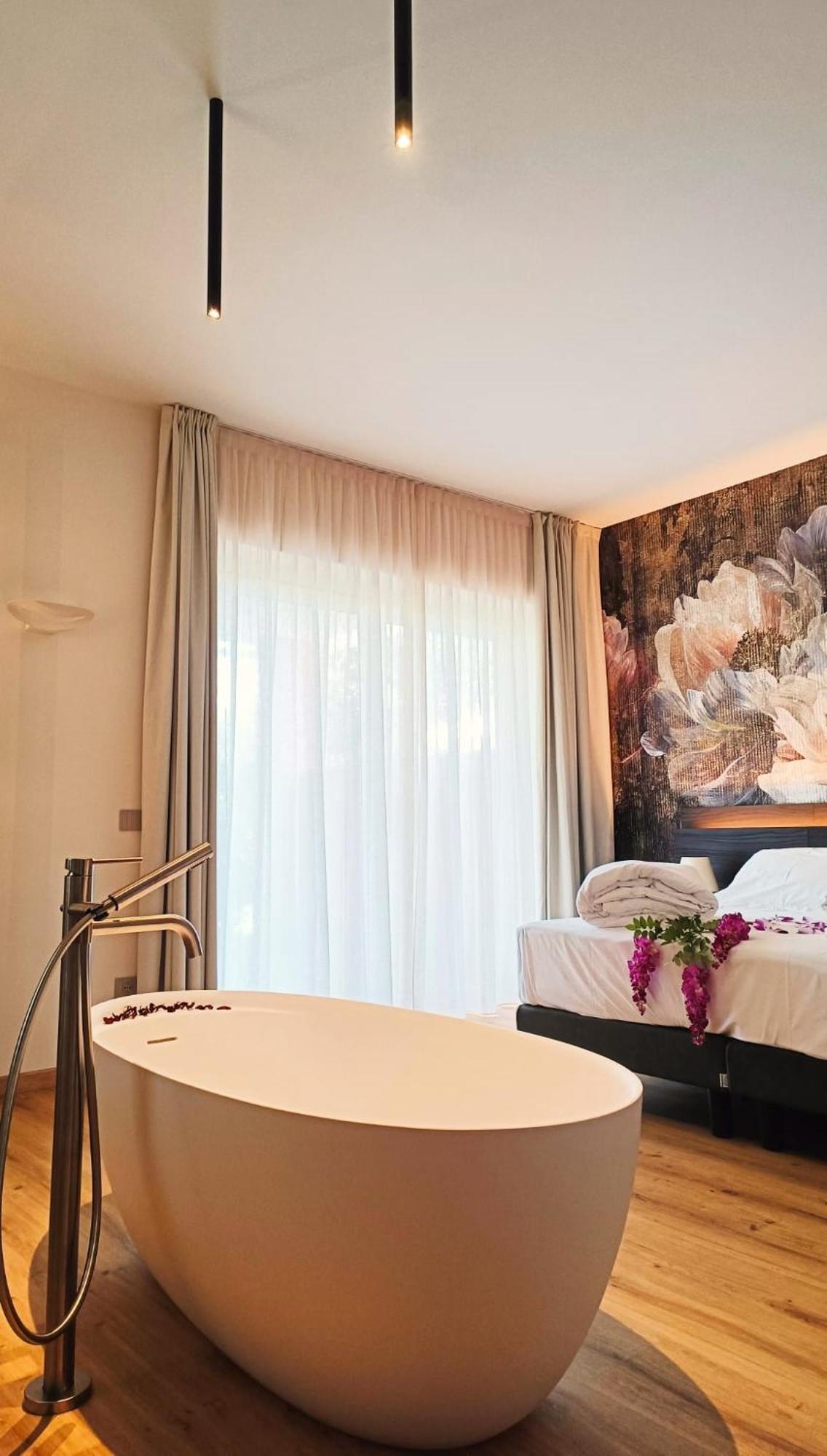 Hotel Villa Cuserina กันโนบีโอ ภายนอก รูปภาพ